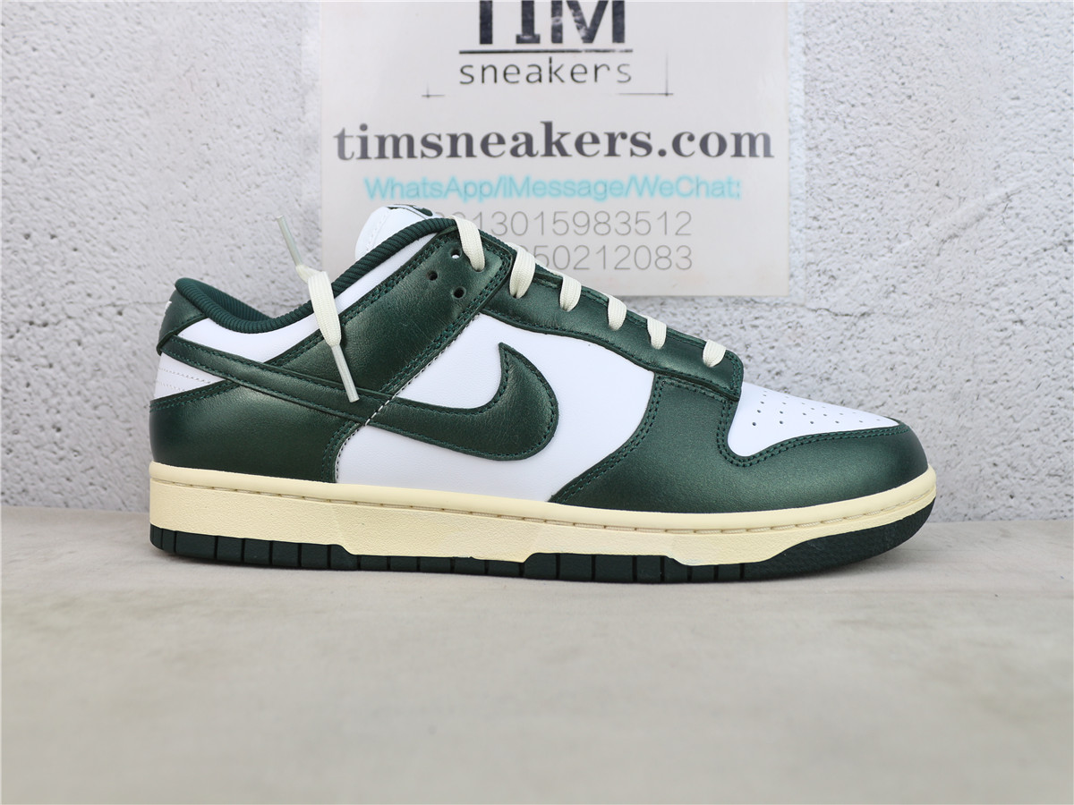 M Batch Nike Dunk Low Vintage Green DQ8580-100